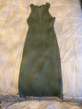 Calvin Klein Jeans Sleeveless Olive Ribbed Henley Midi Dress